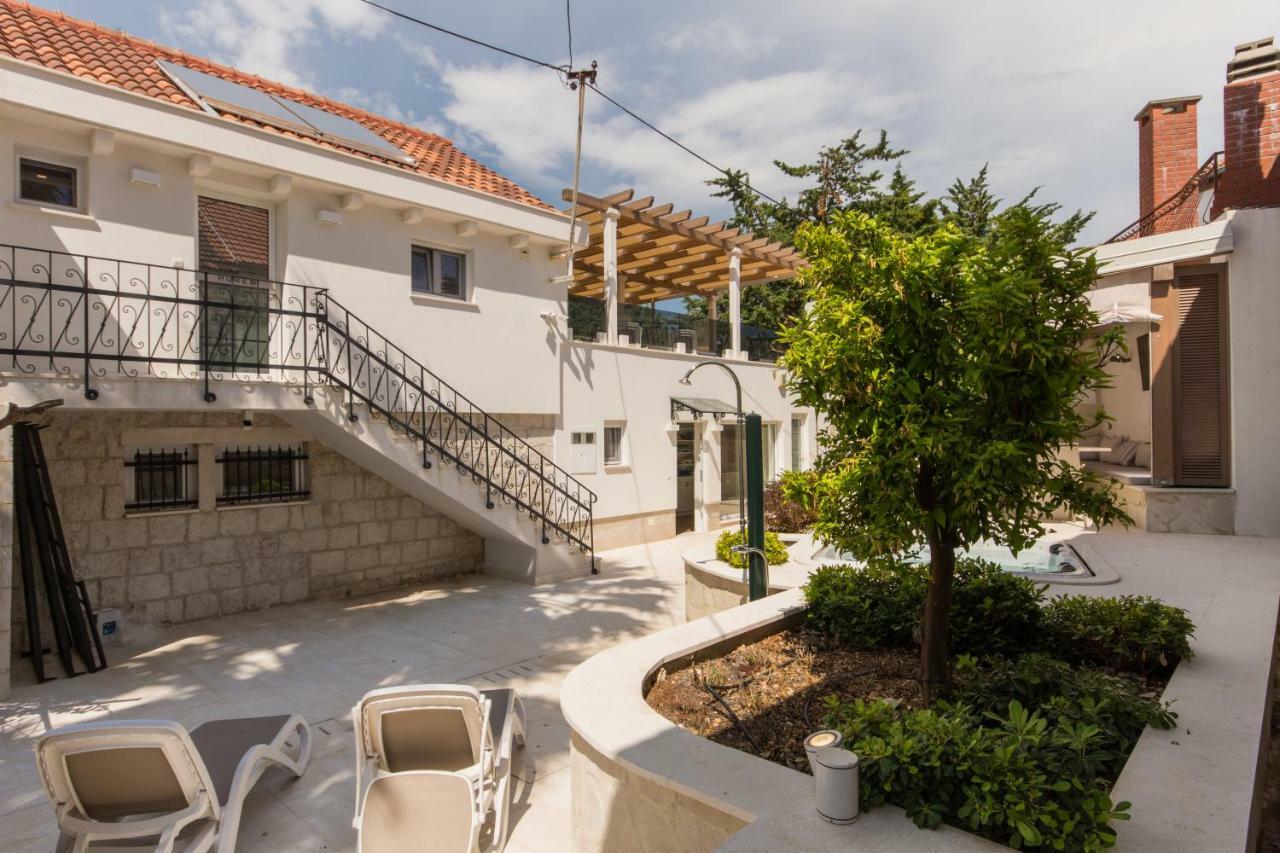 Villa Hurem Трогир Екстериор снимка