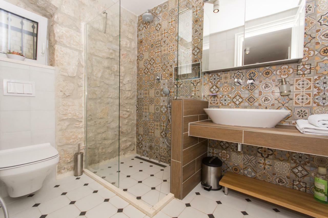 Villa Hurem Трогир Екстериор снимка