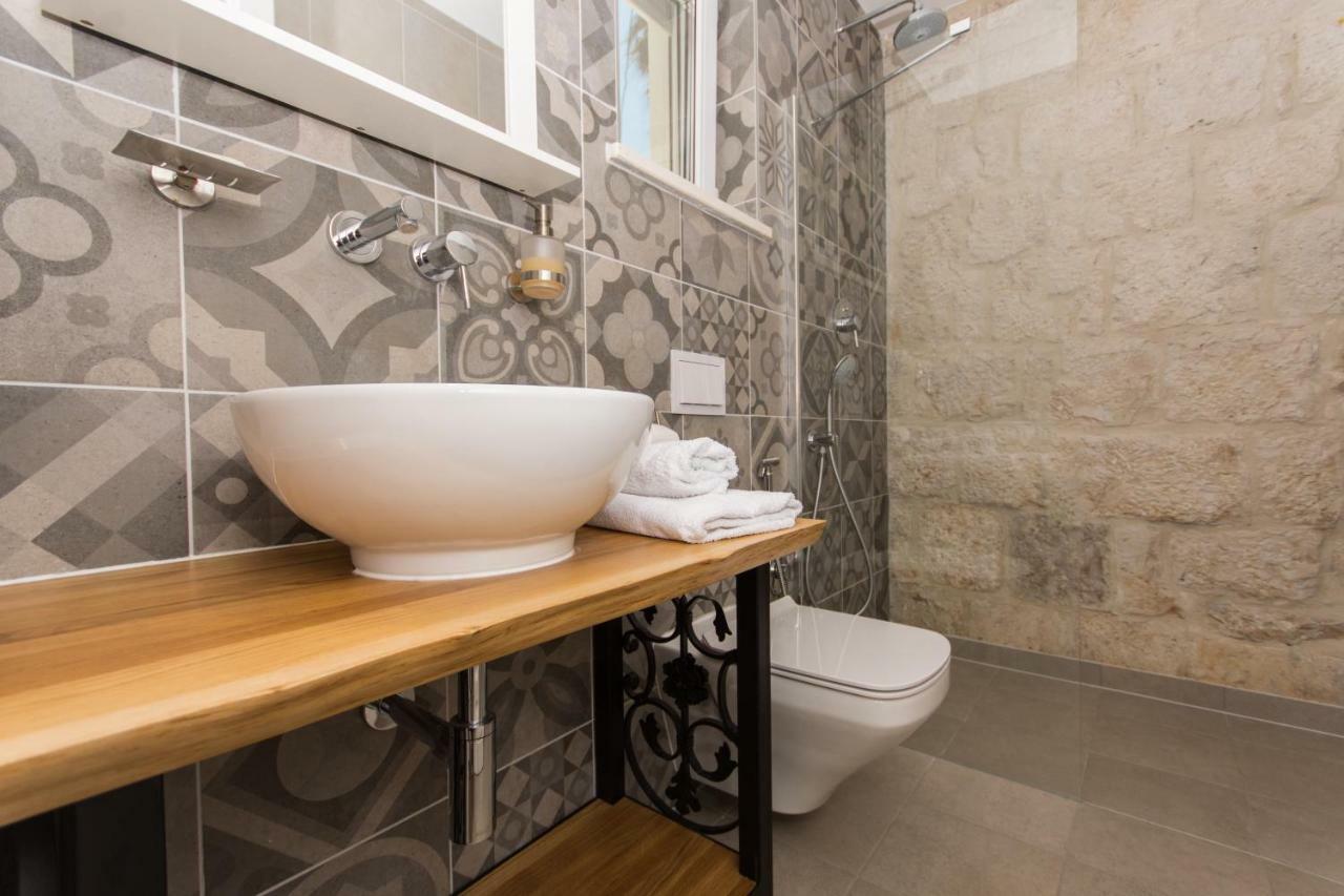 Villa Hurem Трогир Екстериор снимка